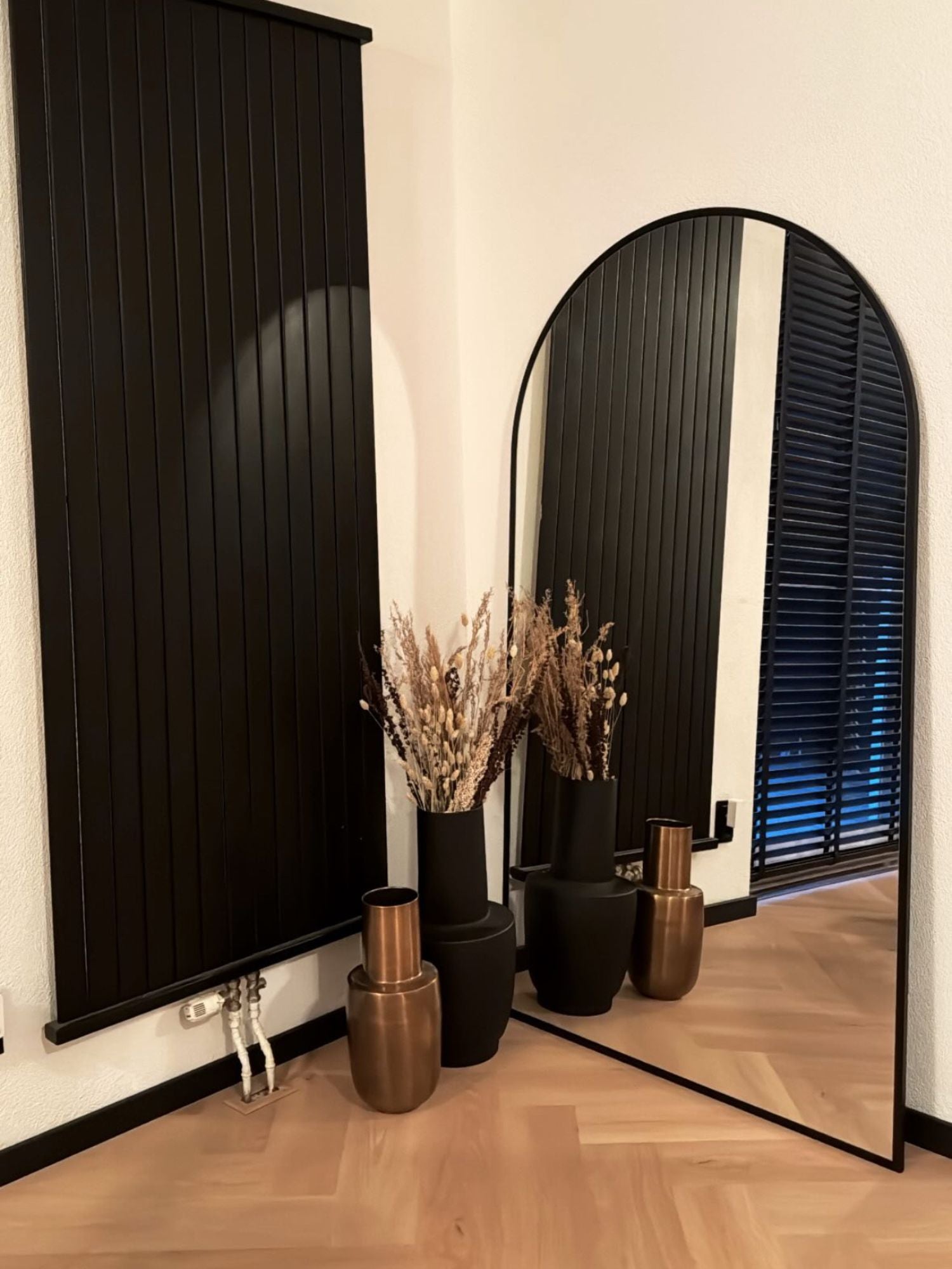 Large Standing Oval Mirror 180x100 Black