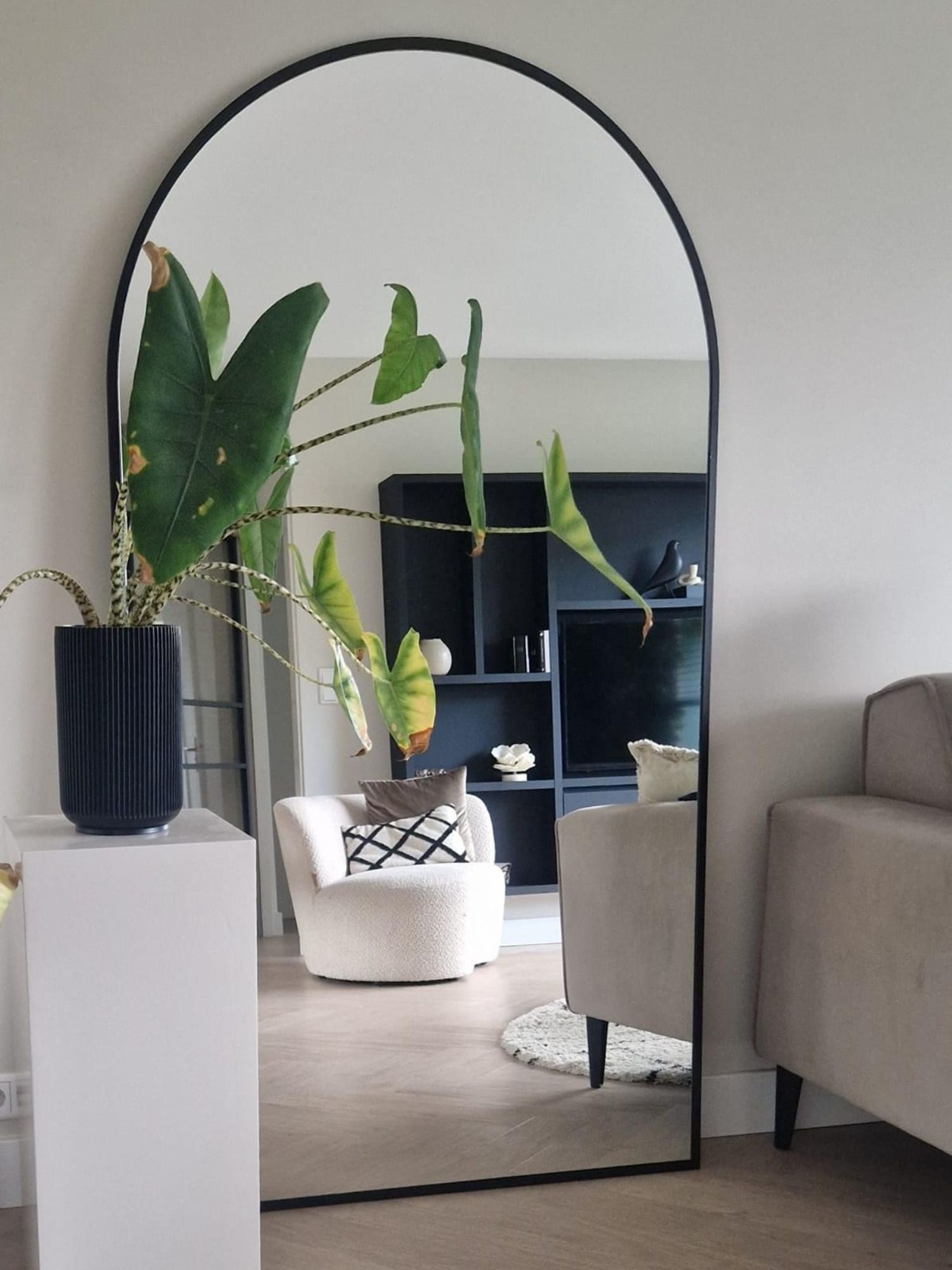 Large Standing Oval Mirror 180x100 Black